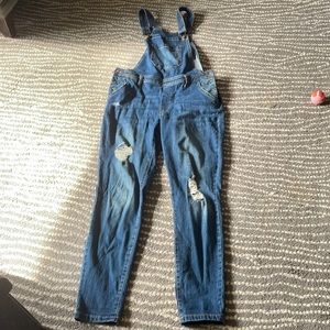 Adorable blue gene overalls on size 13